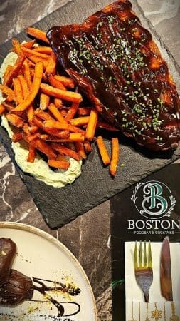 Boston skg για φαγητό στην Τούμπα